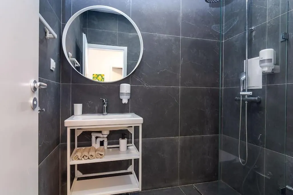 Estera Apt, 4 Guests, Self Check In, Free Parking 소피아 불가리아